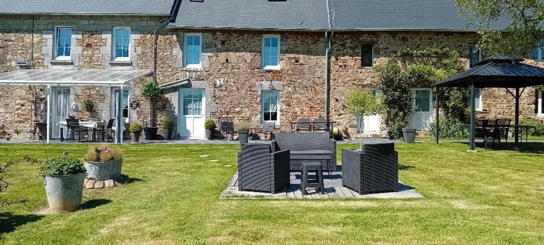 Chambres D'Hotes La Clef Des Champs Montpinchon Экстерьер фото